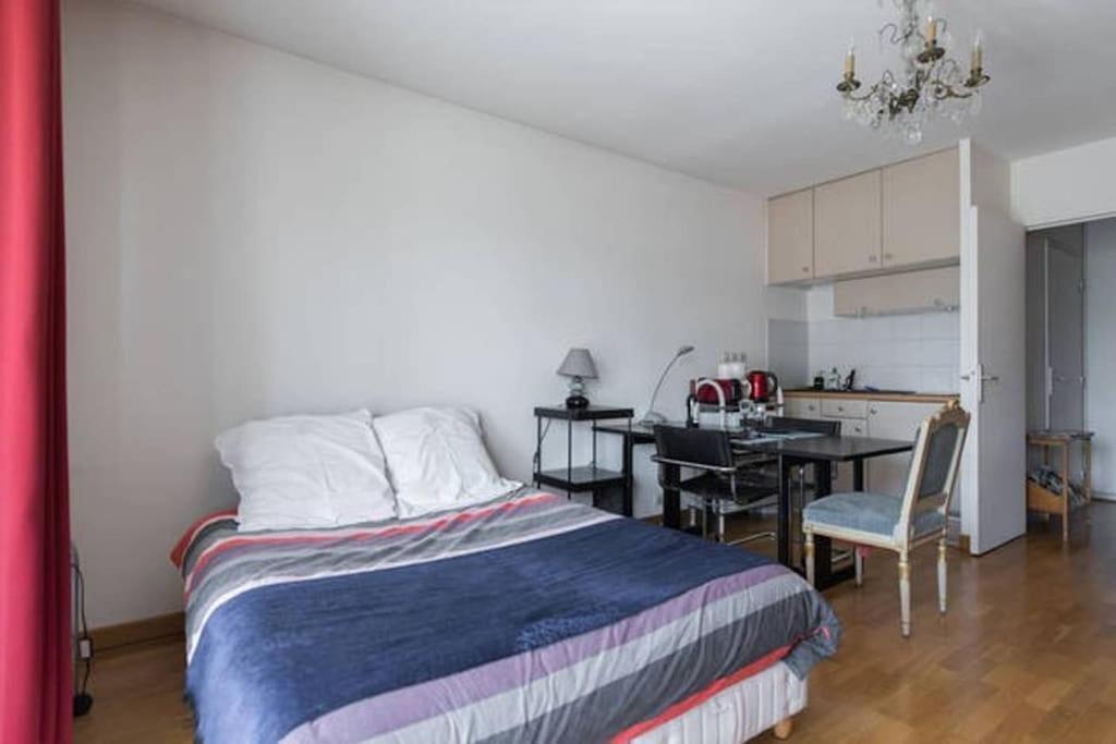 Le Cozy + Balcon Ensoleille + Parking Appartement Paris
